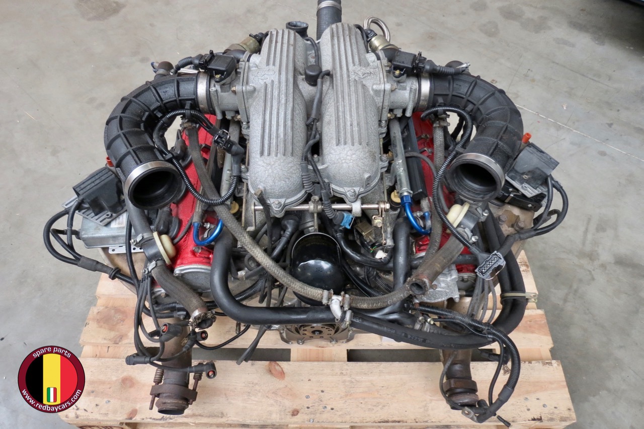 Ferrari_348_TS_1991_Engine_F119D_1.jpg
